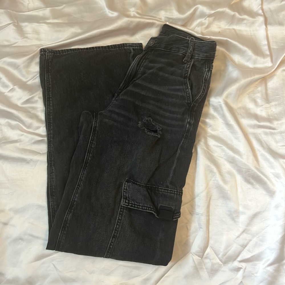 American Eagle Super High rise baggy wide leg cargo jeans